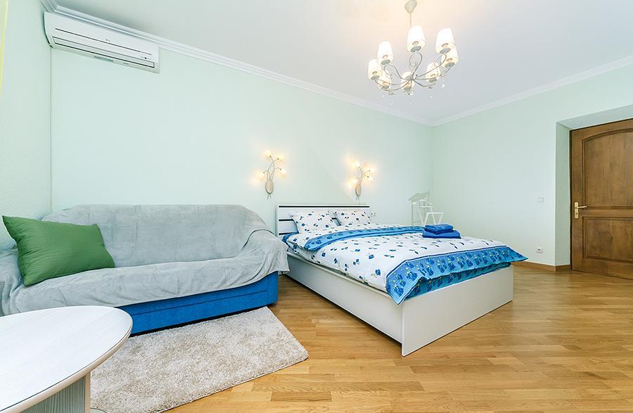 Amazing Two Beds In The Klovskiy Spusk Apartment Kiev Luaran gambar