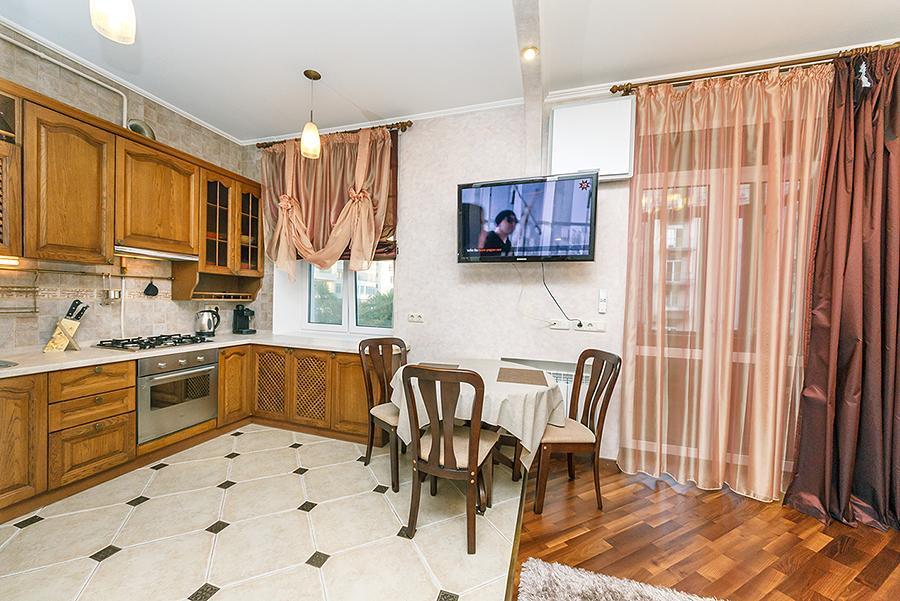 Amazing Two Beds In The Klovskiy Spusk Apartment Kiev Luaran gambar