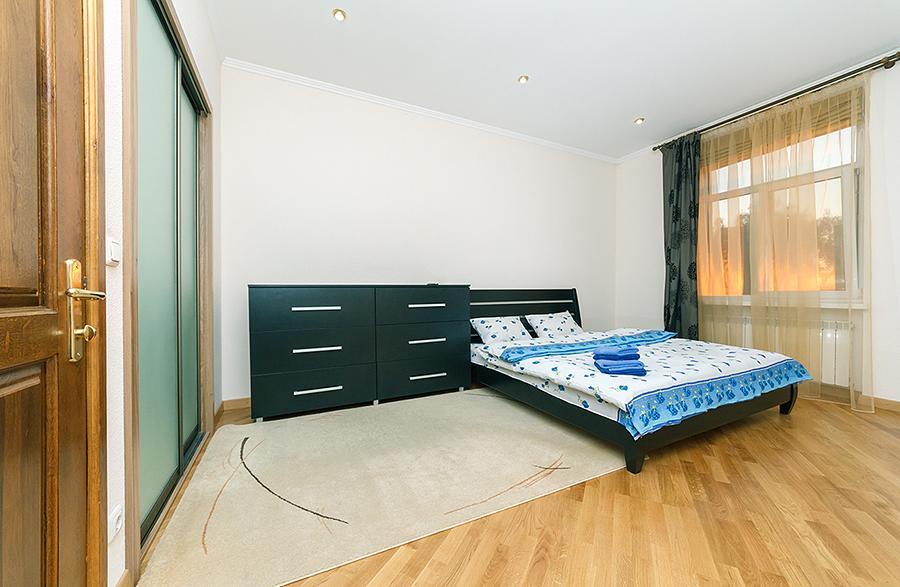 Amazing Two Beds In The Klovskiy Spusk Apartment Kiev Luaran gambar